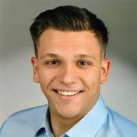 9 "Robert Zerr" profiles