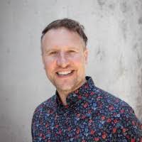 100+ perfiles de «Brunn»