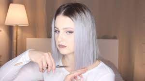 Bei diesem schnitt handelt es sich um einen trockenen. Bob Selber Haare Schneiden Super Einfach Anna Schuller Youtube