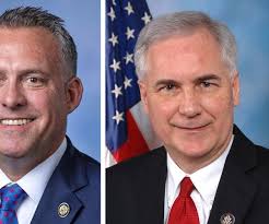 Condit leads in campaign cash