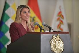 Presidente interina da Bolívia está com Covid-19 | Mundo | G1