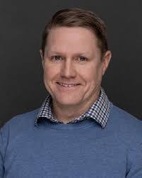 Chris Denard's Instagram, Twitter & Facebook