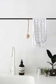 Maybe you would like to learn more about one of these? Le Porte Serviette En 40 Photos D Idees Pour Votre Salle De Bain Archzine Fr