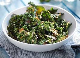 Croustilles De Chou Frise Au Paprika Fume Et Au Cheddar Recette Plaisirs Laitiers Vegetable Recipes Paprika Recipes Kale Chips