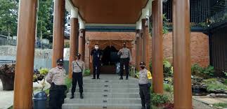 Jatiwangi art factory, desa wisata jatisura: Polsek Mangkubumi Patroli Prokes Di Objek Wisata Info Priangan Group