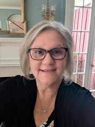 Imagine having Italian event and you meet him😭