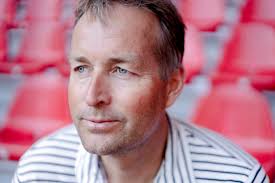 Denmark fans' incredible support for christian eriksen has given the side 'wings', according to the country's head coach kasper hjulmand after they continued their remarkable euro 2020 campaign. Kasper Hjulmand Der Kommer Ikke Til At Vaere Paladsrevolutioner Med Mig Som Landstraener