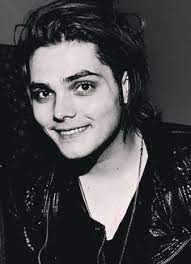 Pin On Gerard Way