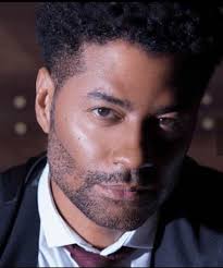 𝐇𝐚𝐩𝐩𝐲 𝟓𝟖𝐭𝐡 𝐁𝐢𝐫𝐭𝐡𝐝𝐚𝐲 𝐄𝐑𝐈𝐂 𝐁𝐄𝐍𝐄𝐓💜💜🎶💜💜 He's a  singer and songwriter.