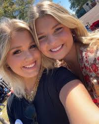 I've been missing my mama! KD Mother Daughter Garden Party💚