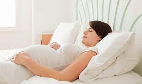 Pregnant Women Lying On Their Back May Have More Risk Of Stillbirth Express Co Uk