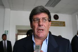 Rafael Rey busca anular norma que ayuda a identificar casos de evasión de  impuestos