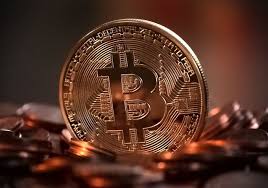 البيتكوين عبارة عن عملة رقمية مؤمنة عن طريق التشفير وتعمل خارج اختصاص أية سلطة أو هل أنت حريص على تعلم أساسيات البيتكوين؟ Ù…Ø§ Ù‡Ùˆ Ø§Ù„Ø¨ÙŠØªÙƒÙˆÙŠÙ† Ø´Ø±Ø­ Ø¹Ù…Ù„Ø© Ø§Ù„Ø¨ÙŠØªÙƒÙˆÙŠÙ† Ø¨Ø§Ù„ØªÙØµÙŠÙ„ Bitcoin Price Cryptocurrency Bitcoin