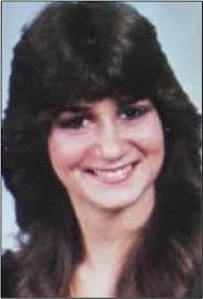 Idania Reyes's Instagram, Twitter & Facebook