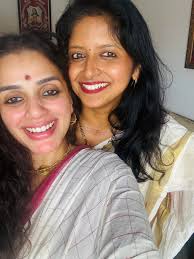 Yet another beautiful Onam ❤️ Wishing you lots of love, happiness and  Sadhya this festive season, from mine to yours! 🌸