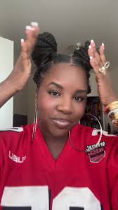 Brittni (@curatedbybritt)