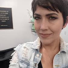 Feminine Mysticism in Art: Artists Envisioning the Divine : Christian,  Victoria, Stedman, Susan, Orenstein, Gloria: Amazon.in: किताबें