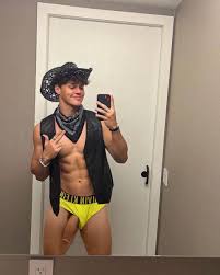 Gay Porn Big Cock Dick Twink @p0rn4cc0untg4y - Twitter Profile | Sotwe