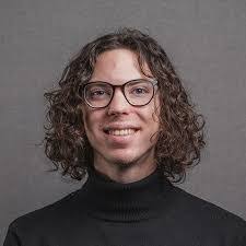 Tomas Cera's Instagram, Twitter & Facebook