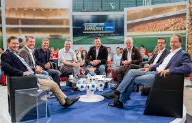 „das ist für mich das ende des profifußballs. im doppelpass bei sport1 war. Partnerschaft Zwischen Falken Und Sport1 Media Wird Ausgebaut Reifenpresse De