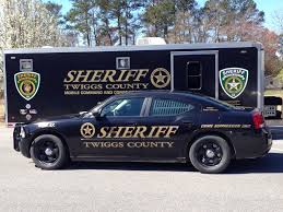 Pin By Carolyn Lucas On Lifeguard In 2020 Law Enforcement Sheriff Office County Sheriffs