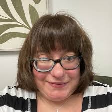 Emily Osment (Lilly from Hannah Montana) just acted her ass off in this new  movie