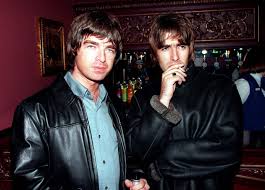 oasis when liam gallagher and noel gallagher still loved