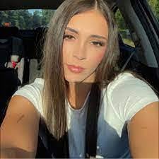 Dashay Brown's Instagram, Twitter & Facebook