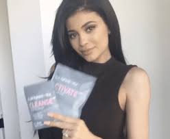 Kylie Jenner Has Lost A Startling Amount Of Weight Post Pregnancy And Here S How