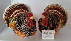 We carry rustic, outdoor themed salt and paper shakers as well as shaker holders depicting your favorite outdoor animals, like deer, bears, ducks, and horses. Vintage Porcelain Turkey Holiday Thanksgiving Salt Pepper Shakers Ceramic 1783819012