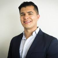 Efren Carbajal's Instagram, Twitter & Facebook