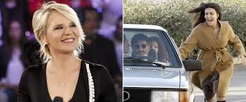 Mentre rosa e rocco trascorrono sereni le proprie giornate, le forze dell'ordine irrompono nella loro quotidianità portando. L Amore Strappato Schiaccia Fazio E Rimedia Al Calo Di Amici Stile Bella Ciao Secolo D Italia