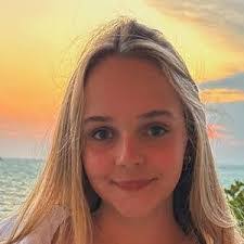 Abby James's Instagram, Twitter & Facebook