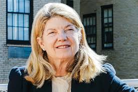 Candace Browning's Instagram, Twitter & Facebook