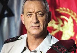 Erwin Levine's Instagram, Twitter & Facebook