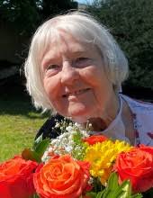 Eileen Griggs's Instagram, Twitter & Facebook