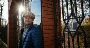 Ciepłe spotkanie z autorem wartościowej książki. Karol Glebocki I Miroslaw Reczko Nominowani Do Nagrody Polin 2020 Wysokie Mazowieckie Ewysmaz Pl