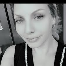 Diane Soto's Instagram, Twitter & Facebook