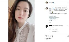 苟芸慧第一套參與的劇集為2010年《 情人眼裏高一d 》，由於她的 廣東話 水平不佳，於劇中使用配音。. 6cp3ydv 6djmzm