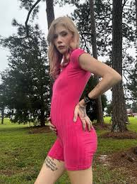 Hannah Hays pregnant - explicit scenes