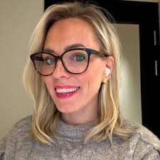 ✨ Första dagen som egenföretagare! ✨ Efter flera fantastiska år på  Partnersense, där jag fått vara med och bygga upp bolaget från en liten  startup till det det är idag, är det