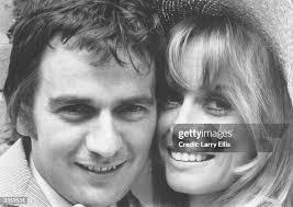 Larry Britten's Instagram, Twitter & Facebook