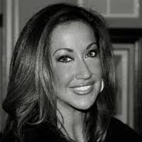 Deborah Munoz's Instagram, Twitter & Facebook