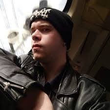 Erik Raya's Instagram, Twitter & Facebook