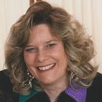 Diane Schemmel's Instagram, Twitter & Facebook