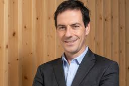 Jacques-Edouard Charret devient Président du Directoire de Quick