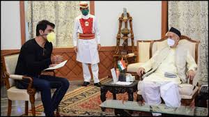 Actor has been known for helping disadvantaged people during the pandemic Sonu Sood Meets Maharashtra Governor Gets Praised For Helping Migrant Workers Reach Home States