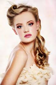 Hair was dressed to suit the face, situation and hair type, rather. Vintage Hairstyles For Long Hair Wedding 55c41f34ec276 Jpg 1024 1536 Retro Hairstyles Long Hair Styles Vintage Hairstyles For Long Hair