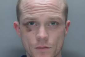 Teenage tearaway threatened to burn down Hull petrol station