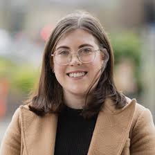 Helena Davidson's Instagram, Twitter & Facebook